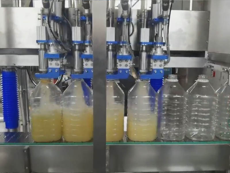 4頭追蹤式亞麻籽油灌裝機